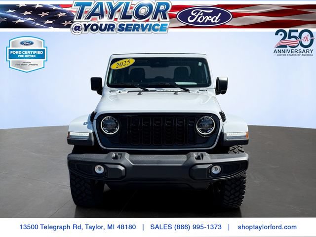 Used 2025 Jeep Gladiator Sport AWD/4WD image 3