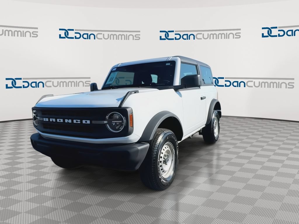 Certified 2025 Ford Bronco 2-Door AWD/4WD image 4