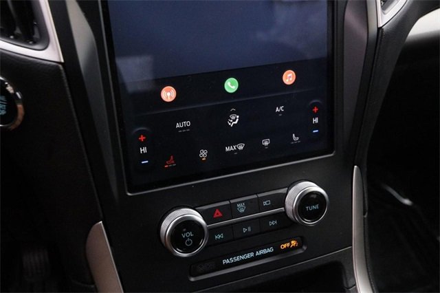 Certified 2024 Ford Edge SEL image 17