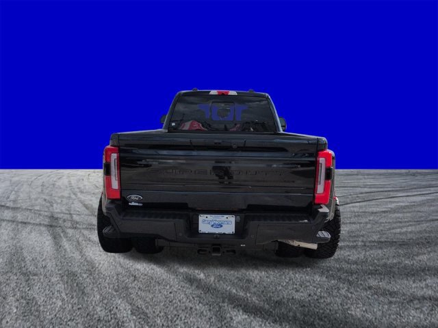 Certified 2025 Ford F350 Platinum w/ FX4 Off-Road Package AWD/4WD image 5