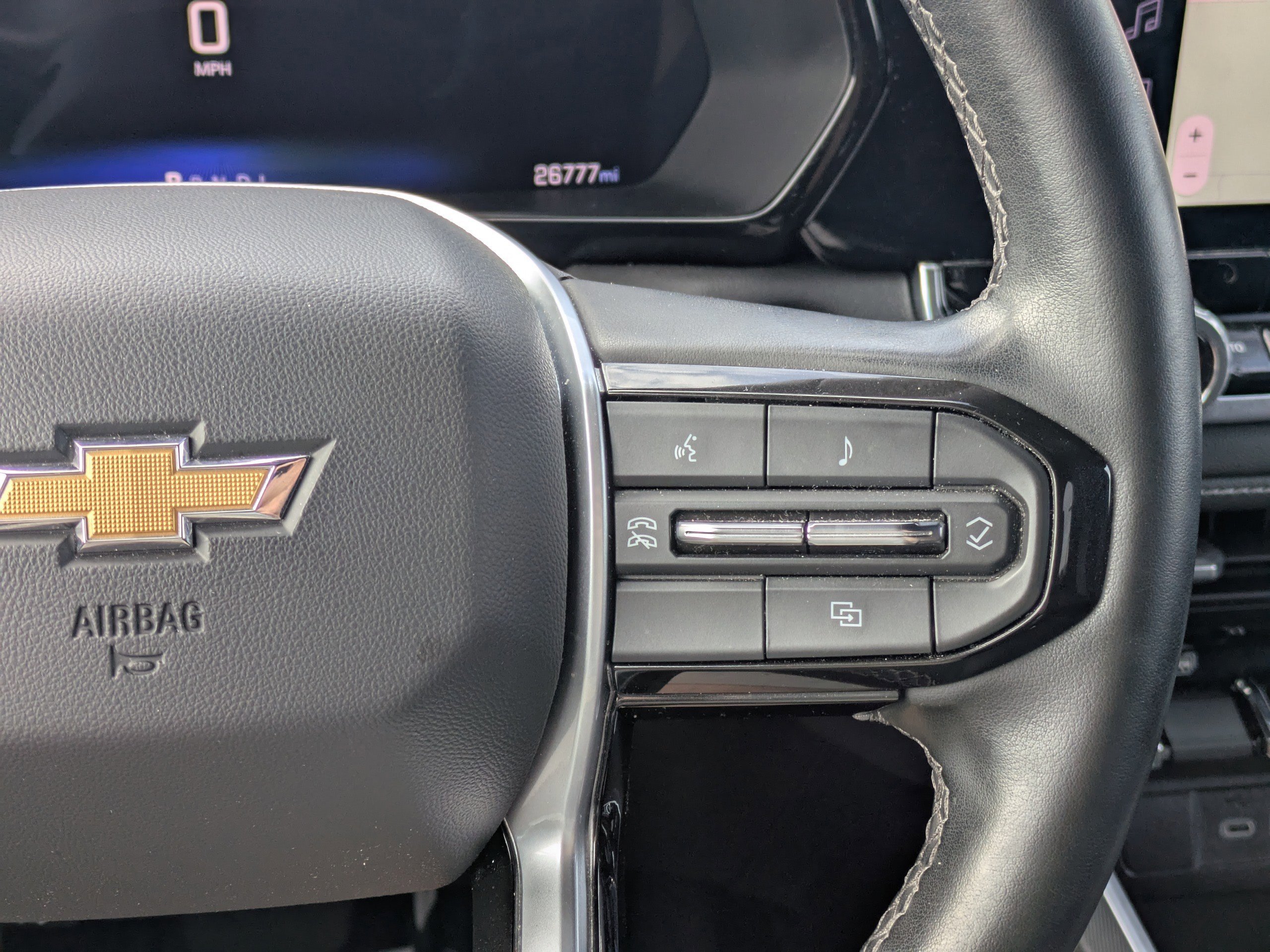 Used 2024 Chevrolet Colorado LT w/ LT Convenience Package II image 17