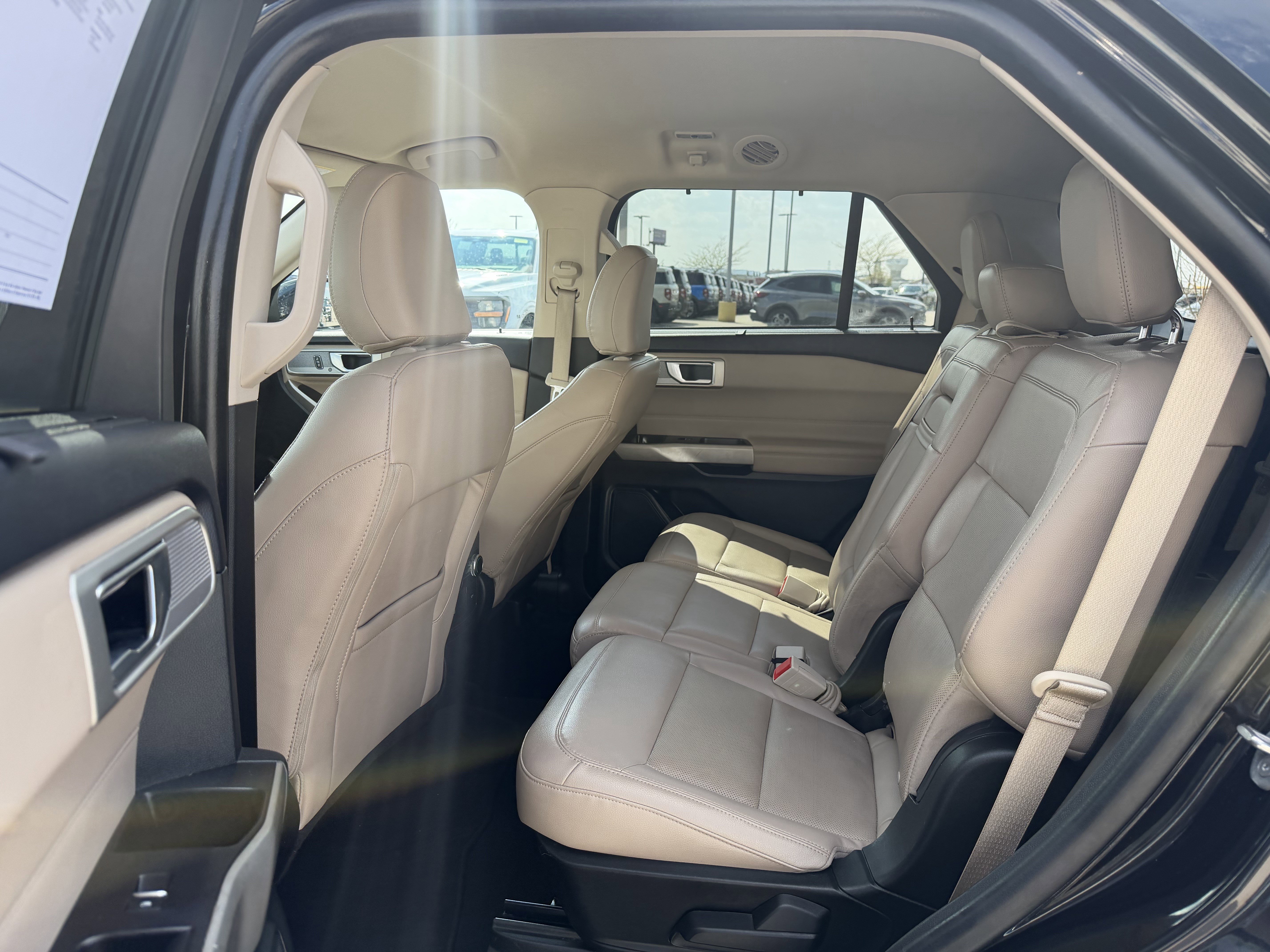 Certified 2023 Ford Explorer Limited AWD/4WD image 19