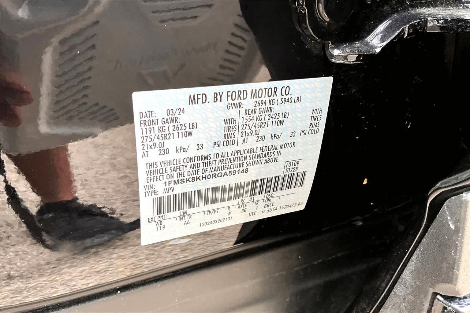 Certified 2024 Ford Explorer ST-Line w/ Class IV Trailer Tow Package AWD/4WD image 34