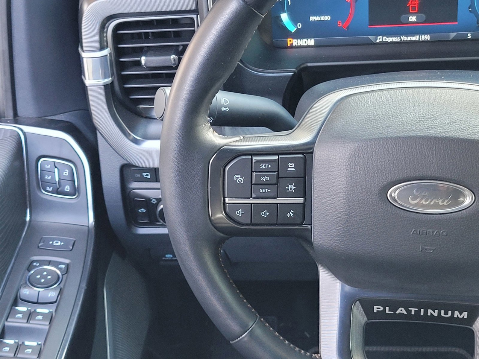 Certified 2023 Ford F250 Platinum image 13