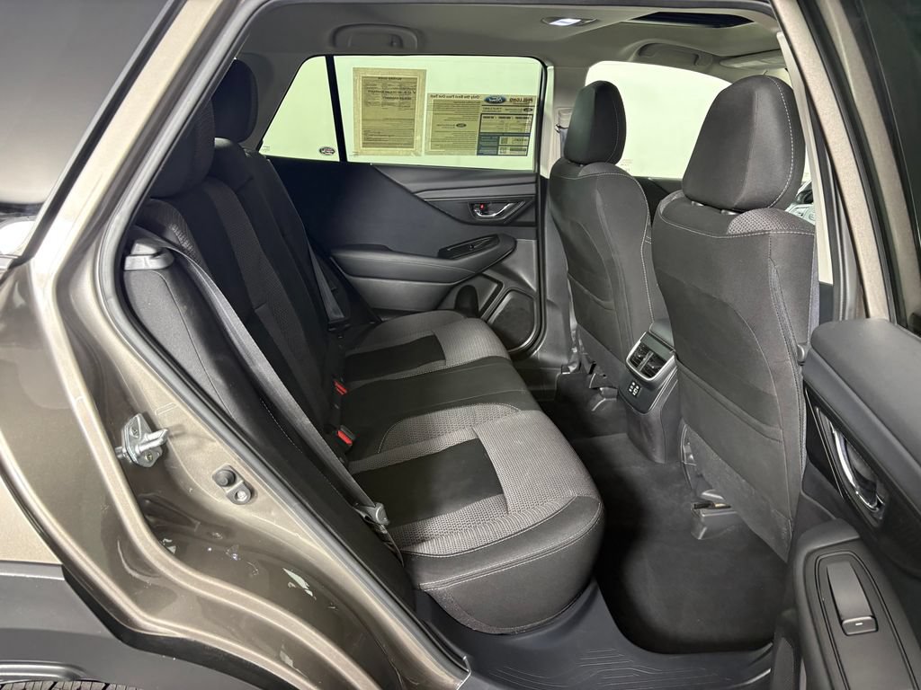Used 2023 Subaru Outback Premium AWD/4WD image 34