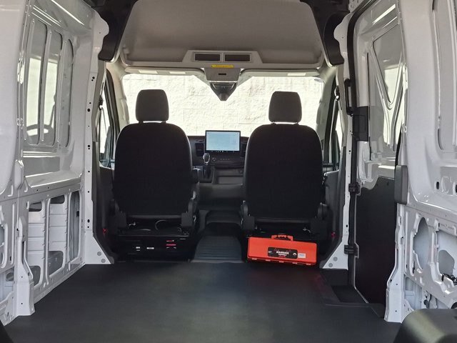 Certified 2025 Ford Transit 350 148 High Roof Extended RWD image 29