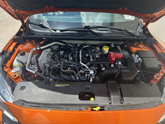 Used 2025 Nissan Sentra SR w/ SR Premium Package FWD image 6