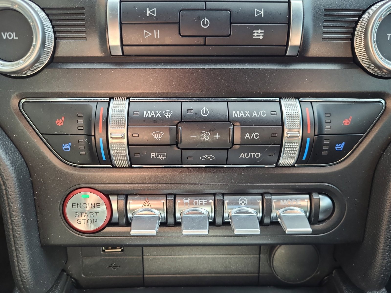 Certified 2022 Ford Mustang Premium image 28