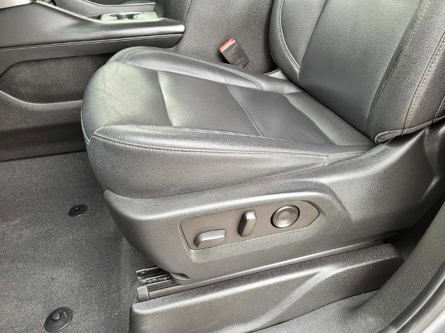 Used 2021 Chevrolet Tahoe Z71 w/ Rear Media and Nav Package AWD/4WD image 16