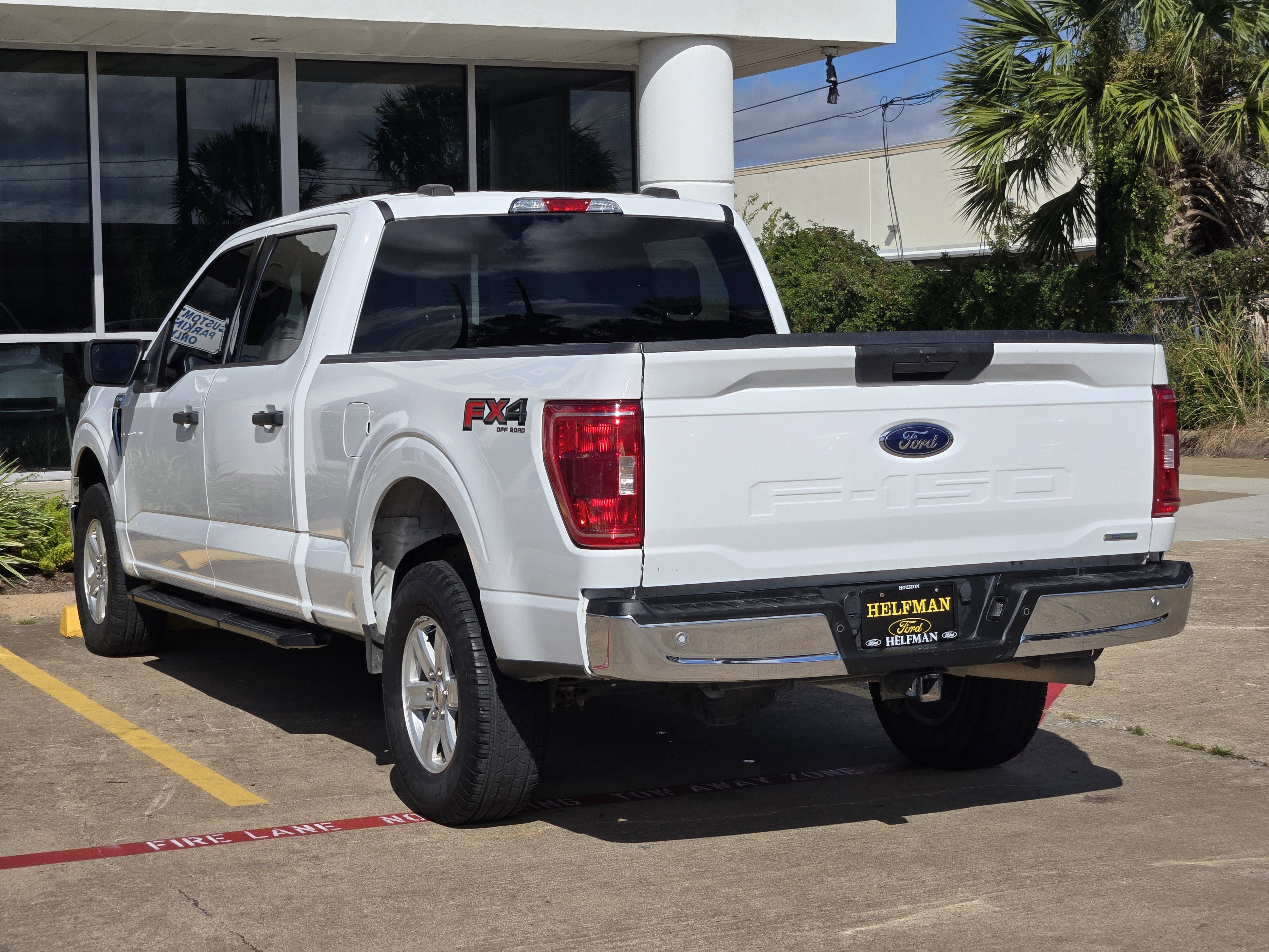 Certified 2022 Ford F150 XLT w/ Equipment Group 301A Mid image 4