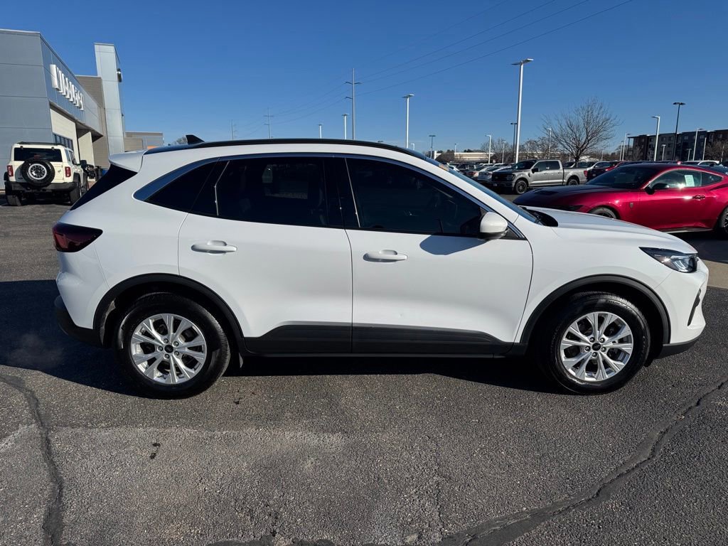 Certified 2023 Ford Escape Active w/ Tech Pack #2 image 8