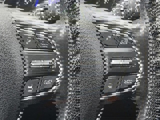 Used 2020 Hyundai Santa Fe Limited image 18