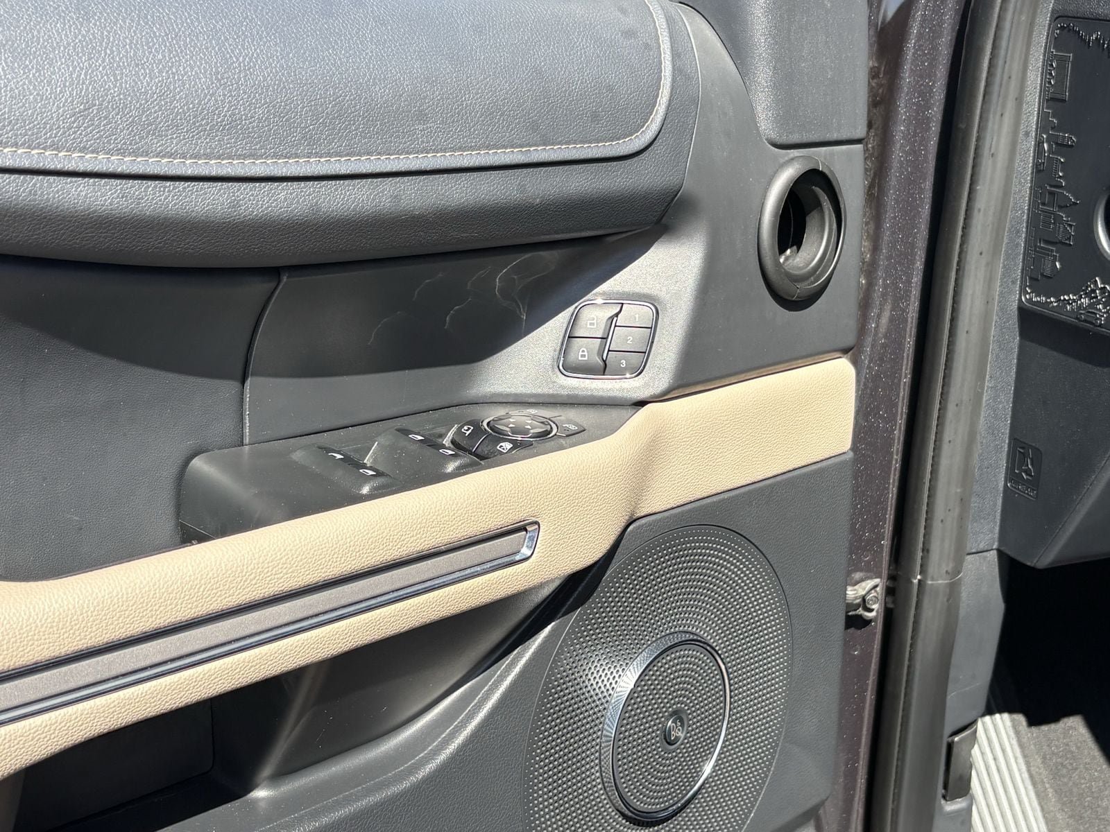 Certified 2024 Ford Expedition Limited RWD image 24
