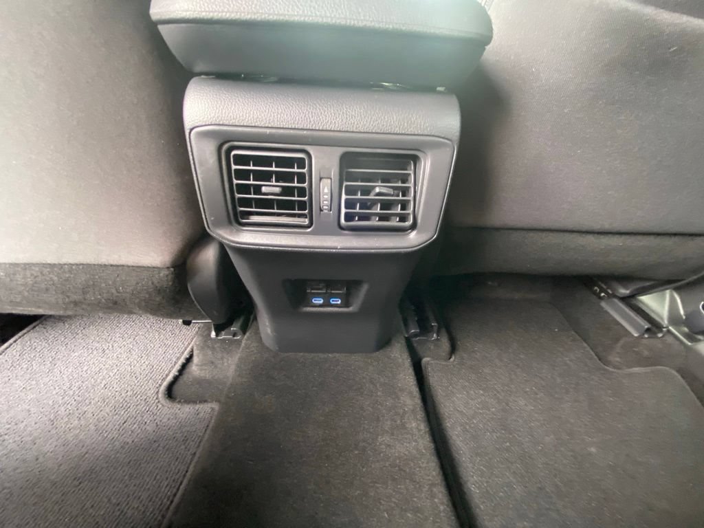Used 2022 Toyota RAV4 XLE w/ Convenience Package AWD/4WD image 25