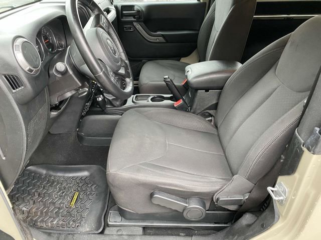 Used 2018 Jeep Wrangler Sport image 15