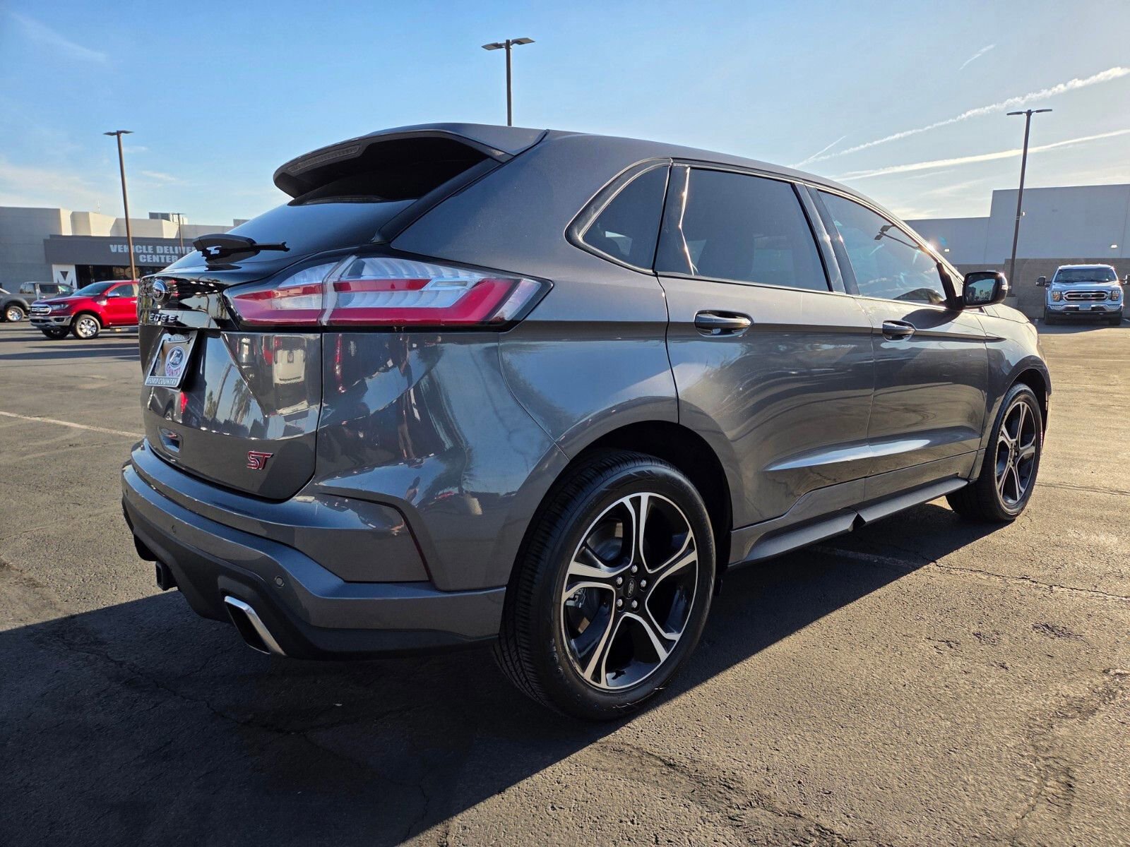 Certified 2022 Ford Edge ST image 5