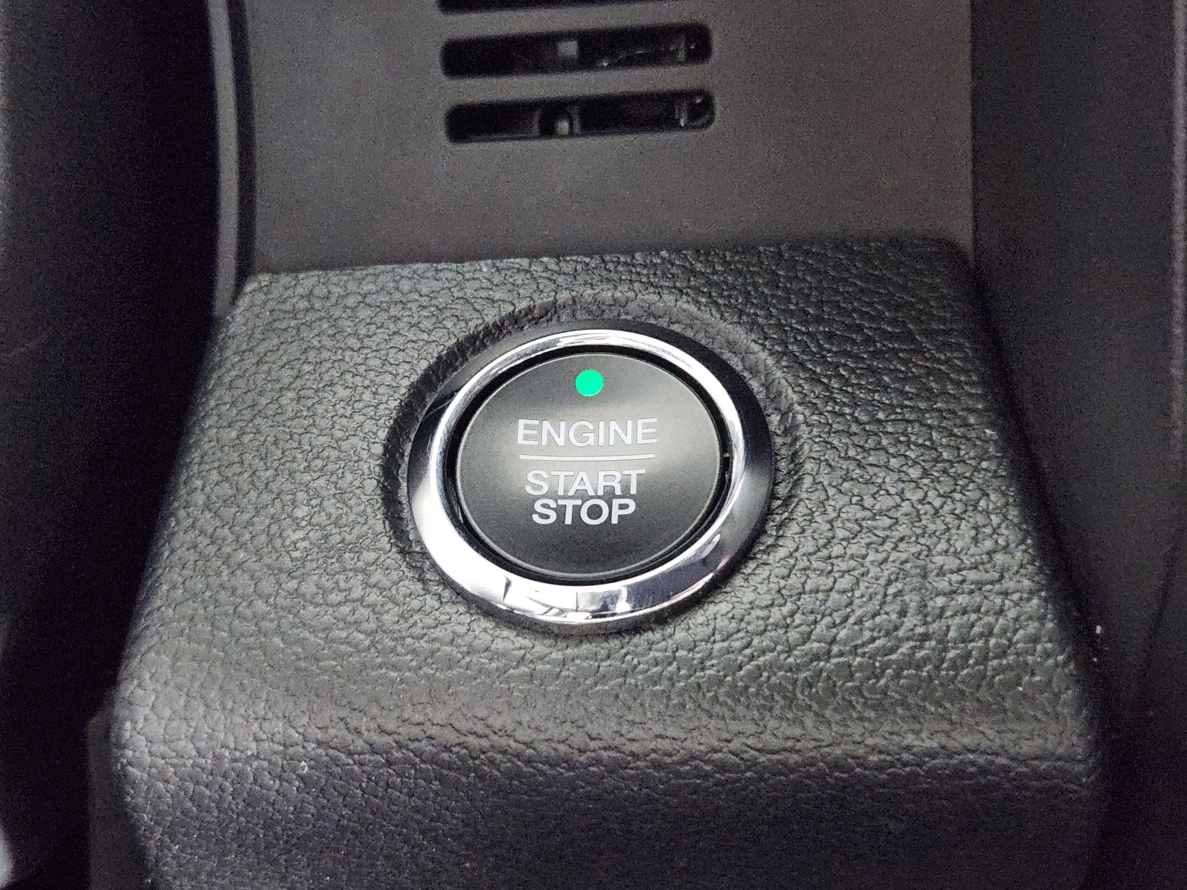 Certified 2019 Ford Expedition Limited w/ Equipment Group 303A image 26