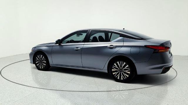 Used 2024 Nissan Altima 2.5 SV FWD image 5