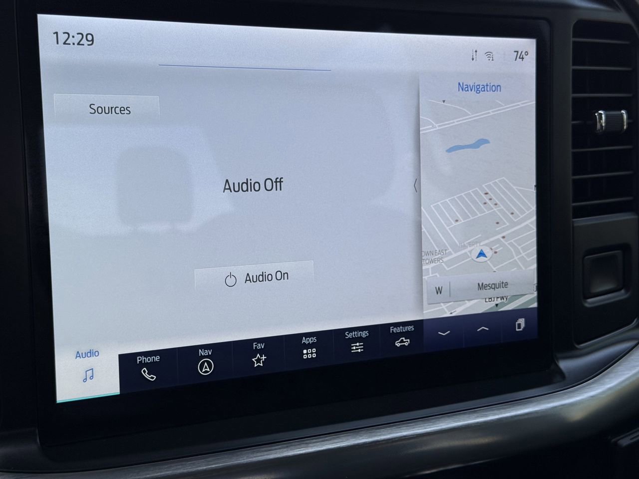 Certified 2021 Ford F150 Lariat AWD/4WD image 16