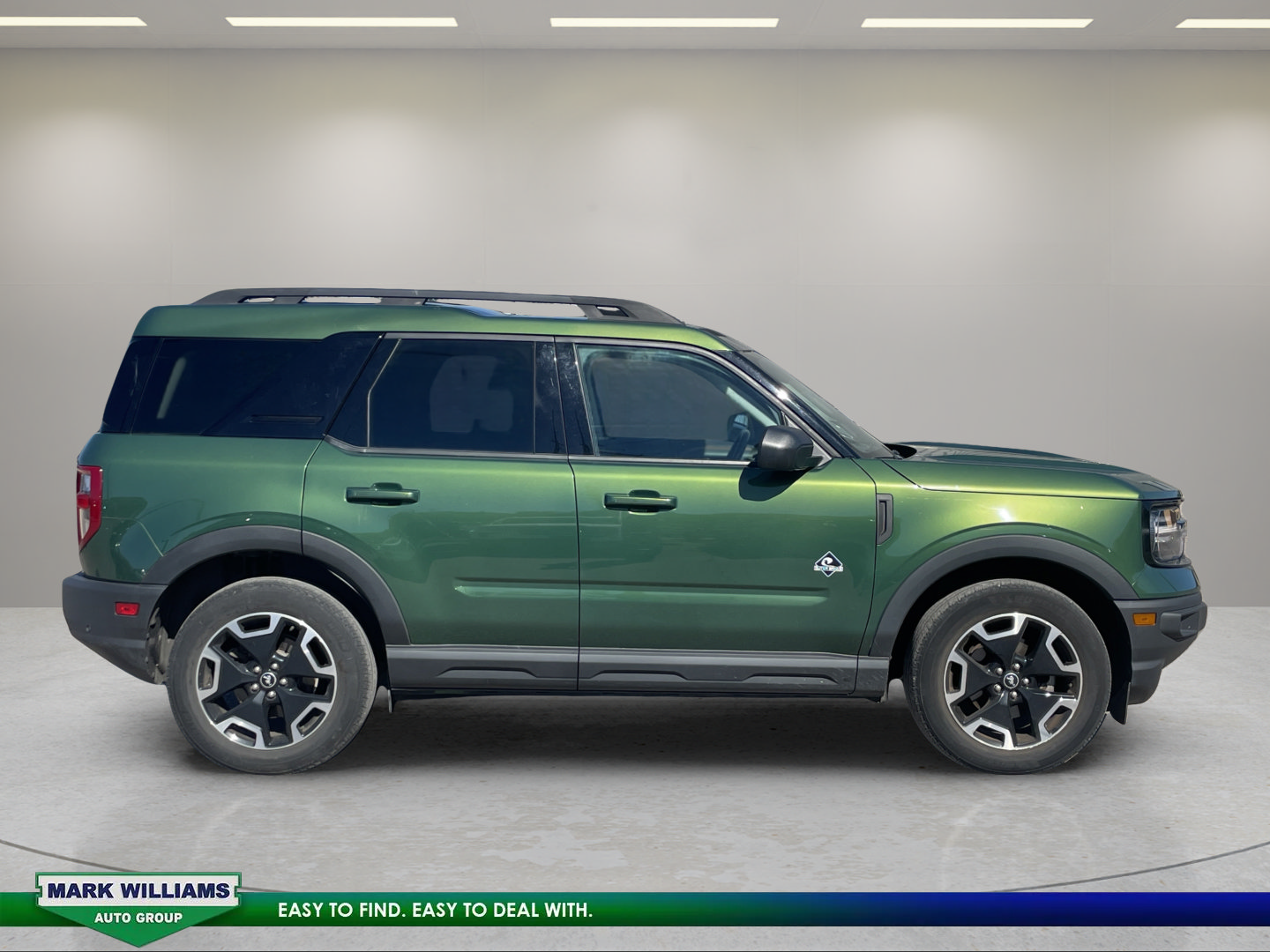 Certified 2023 Ford Bronco Sport Outer Banks w/ Tech Package AWD/4WD image 3