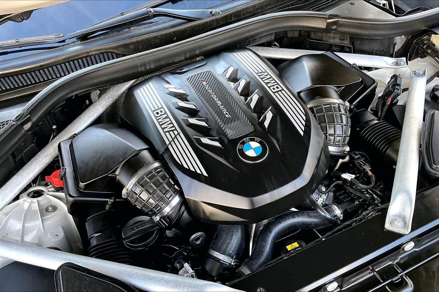 Used 2020 BMW X5 M50i w/ Premium Package AWD/4WD image 33