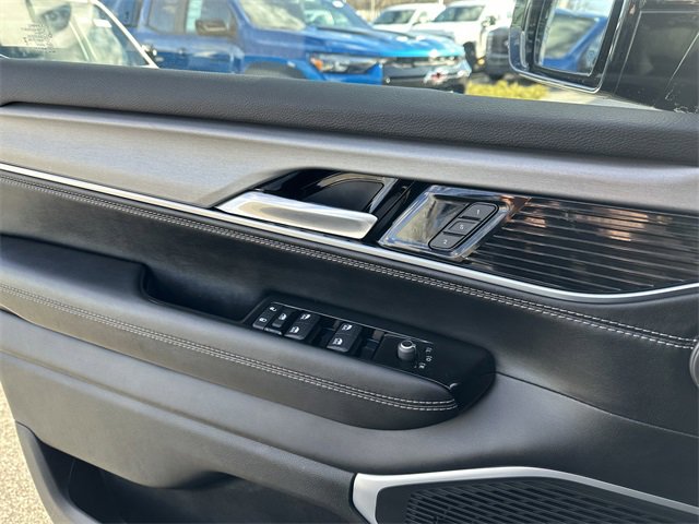 Used 2023 Jeep Wagoneer Series II image 30