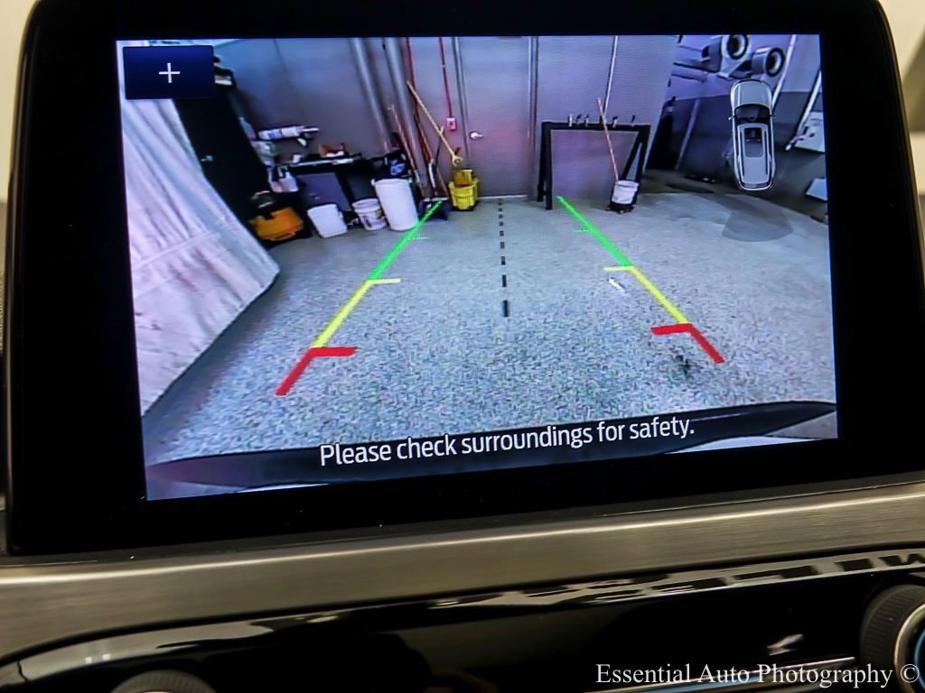 Certified 2021 Ford Escape Titanium w/ Class II Trailer Tow Package image 18