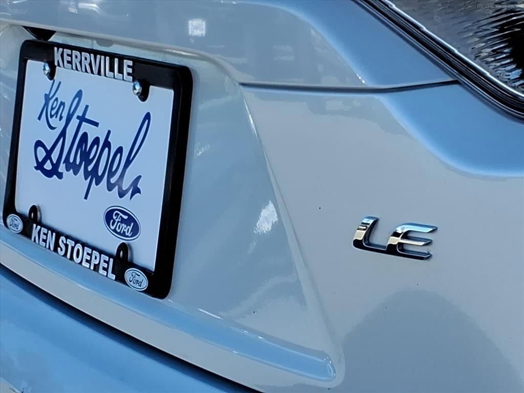 Used 2023 Toyota Corolla LE image 11