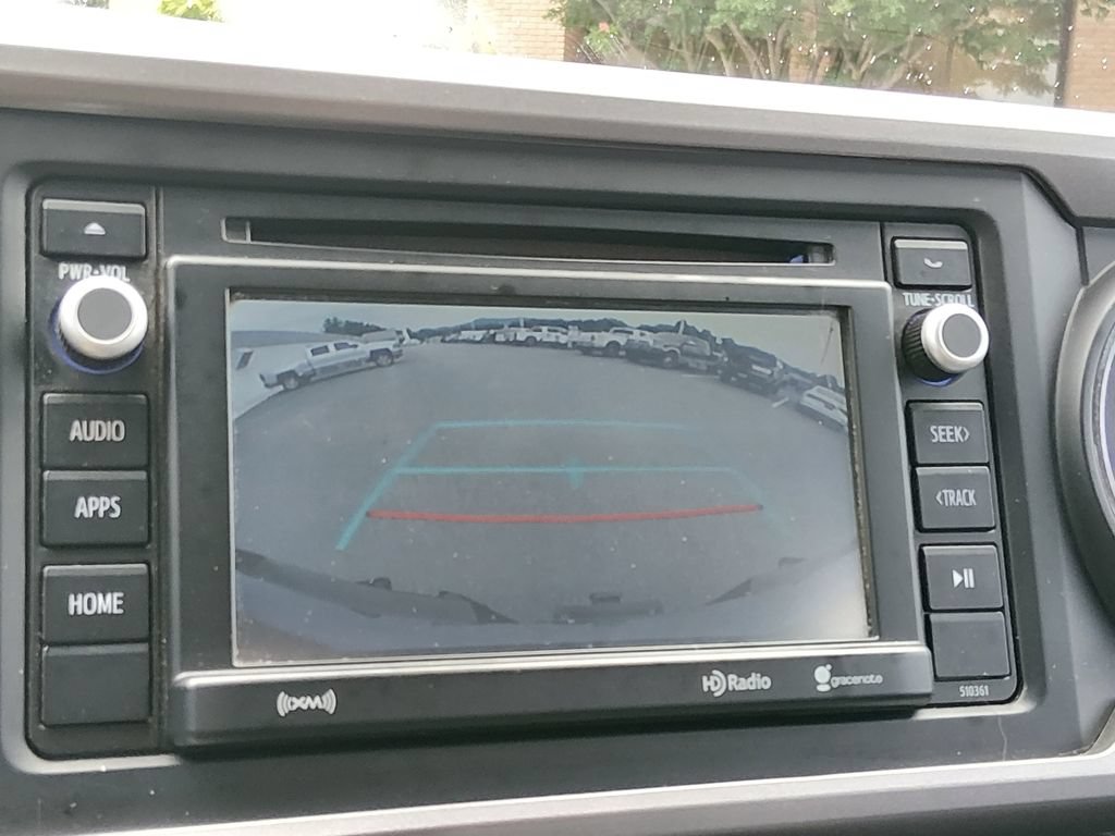 Used 2019 Toyota Tacoma SR5 AWD/4WD image 21