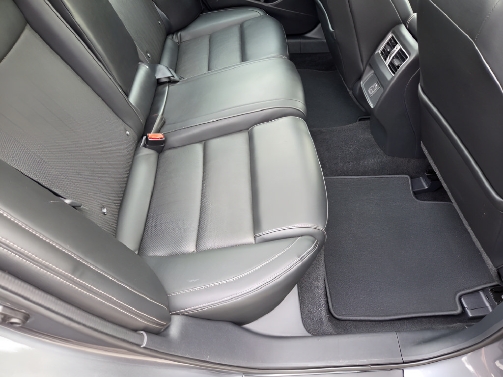 Used 2018 Nissan Maxima 3.5 SL FWD image 25