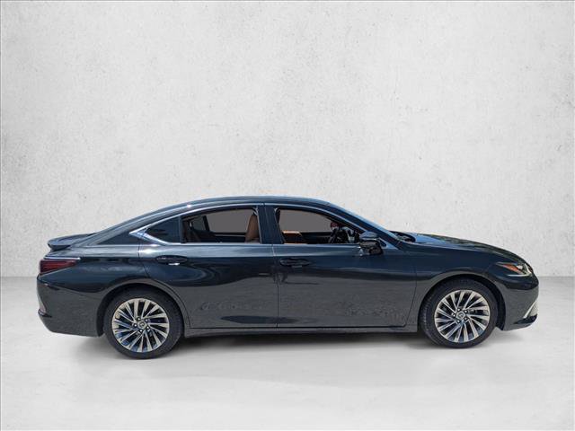 Used 2024 Lexus ES 350 Ultra Luxury w/ Accessory Package (Z1) FWD image 4