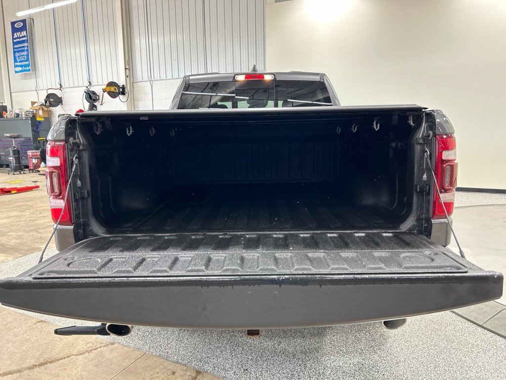 Used 2019 RAM 1500 Laramie AWD/4WD image 30