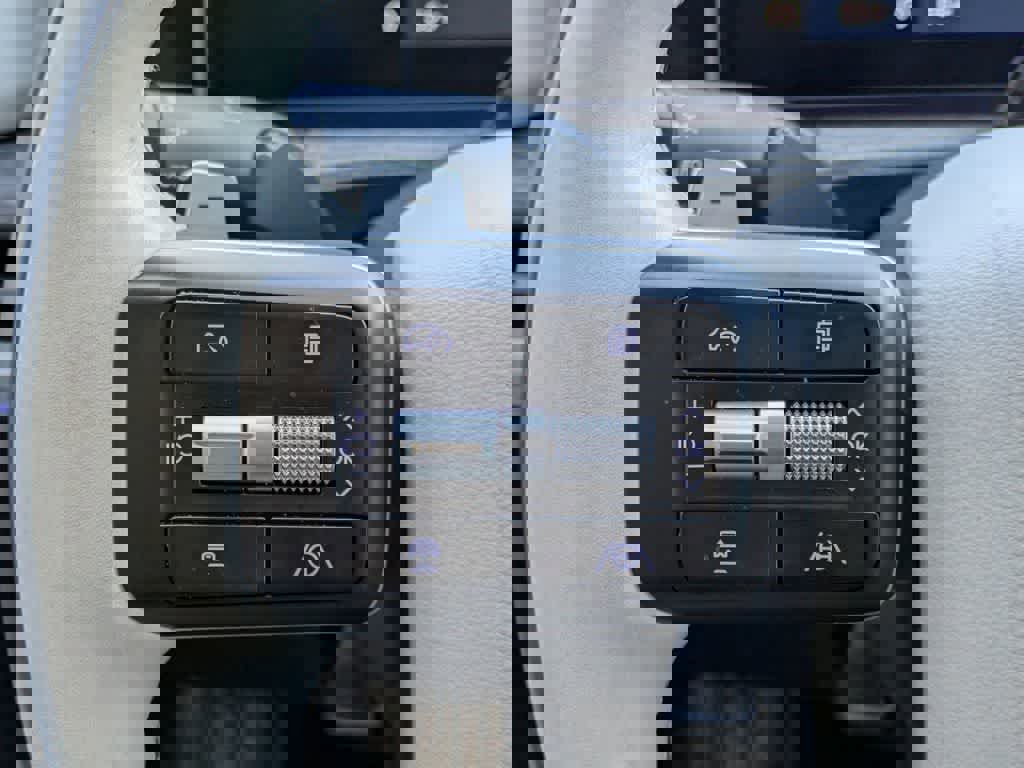 Used 2025 Hyundai Santa Fe Calligraphy image 41