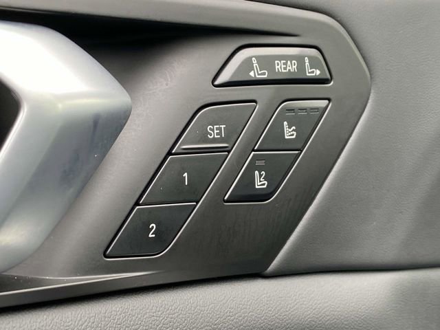 Used 2023 BMW X7 M60i w/ Executive Package image 24