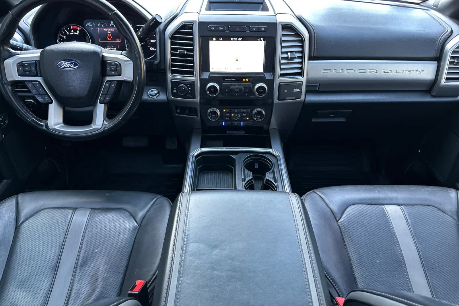 Certified 2019 Ford F350 Platinum w/ Platinum Ultimate Package AWD/4WD image 3