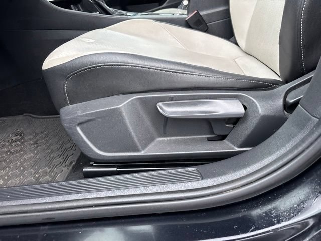 Used 2019 Volkswagen Jetta R-Line FWD image 15