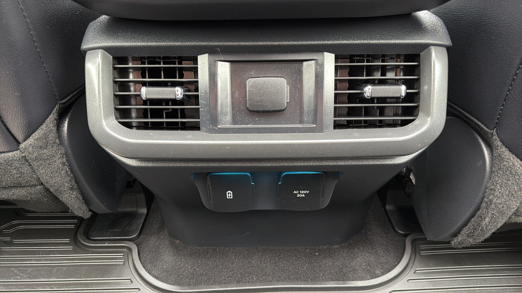 Certified 2024 Ford F150 Lariat AWD/4WD image 25