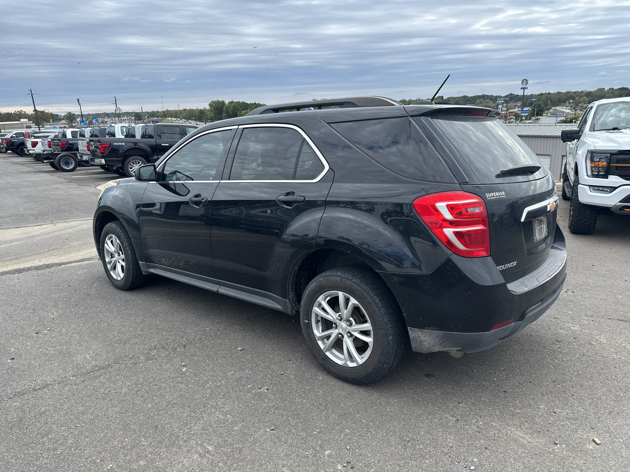 Used 2017 Chevrolet Equinox LT w/ Convenience Package FWD image 10