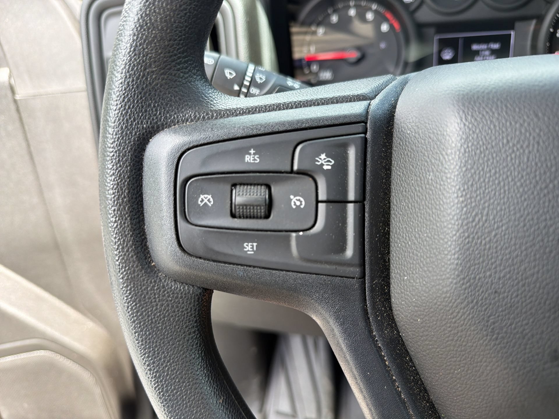 Used 2025 Chevrolet Silverado 2500 Custom w/ Custom Value Package RWD image 7