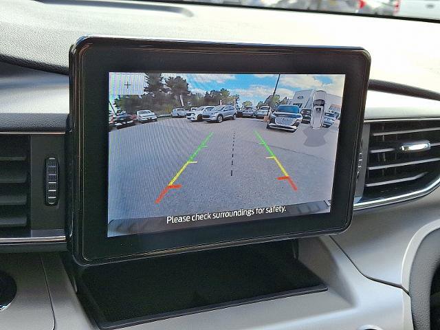 Certified 2024 Ford Explorer XLT w/ Equipment Group 202A image 18