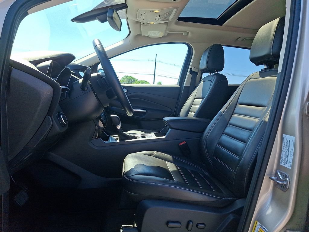 Certified 2017 Ford Escape Titanium AWD/4WD image 13