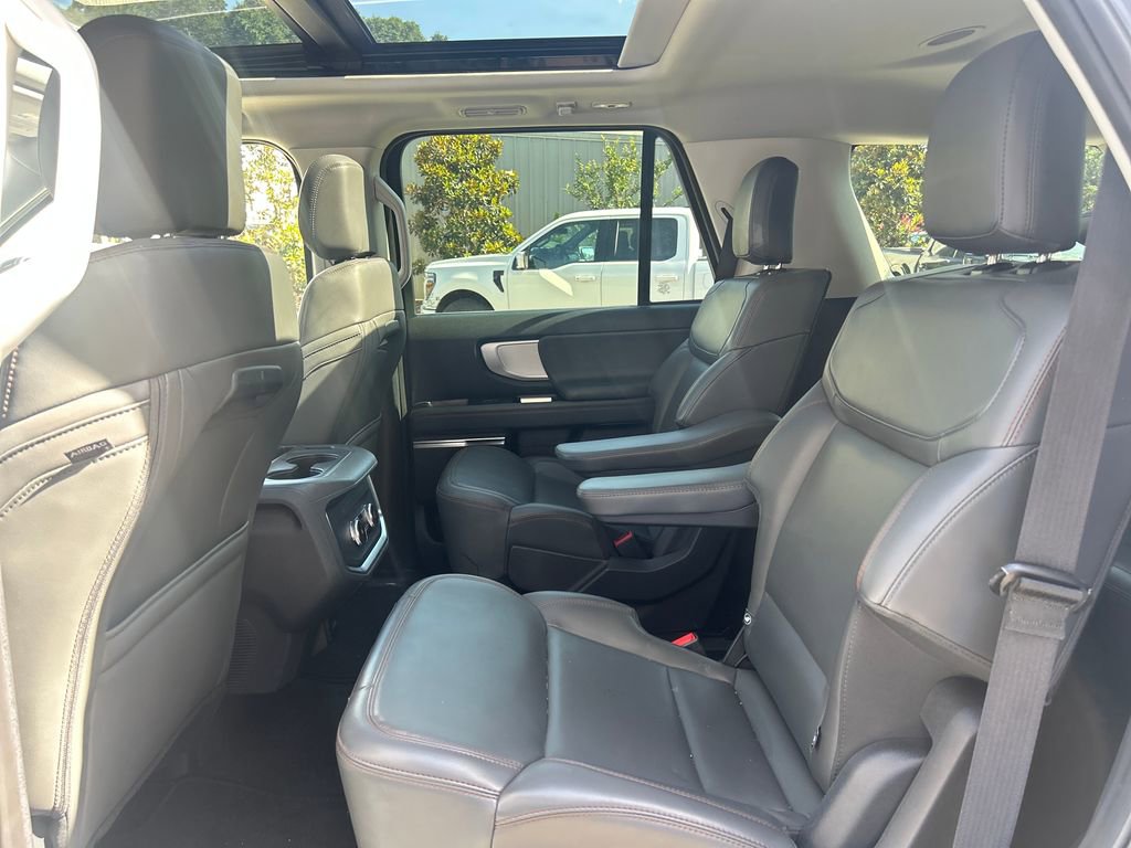 Certified 2025 Ford Expedition Active RWD image 13