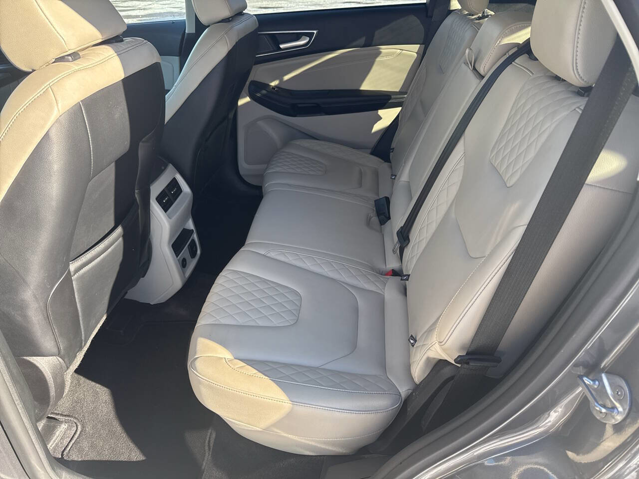 Certified 2024 Ford Edge Titanium image 11