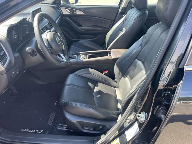Used 2018 MAZDA MAZDA3 Touring FWD image 17
