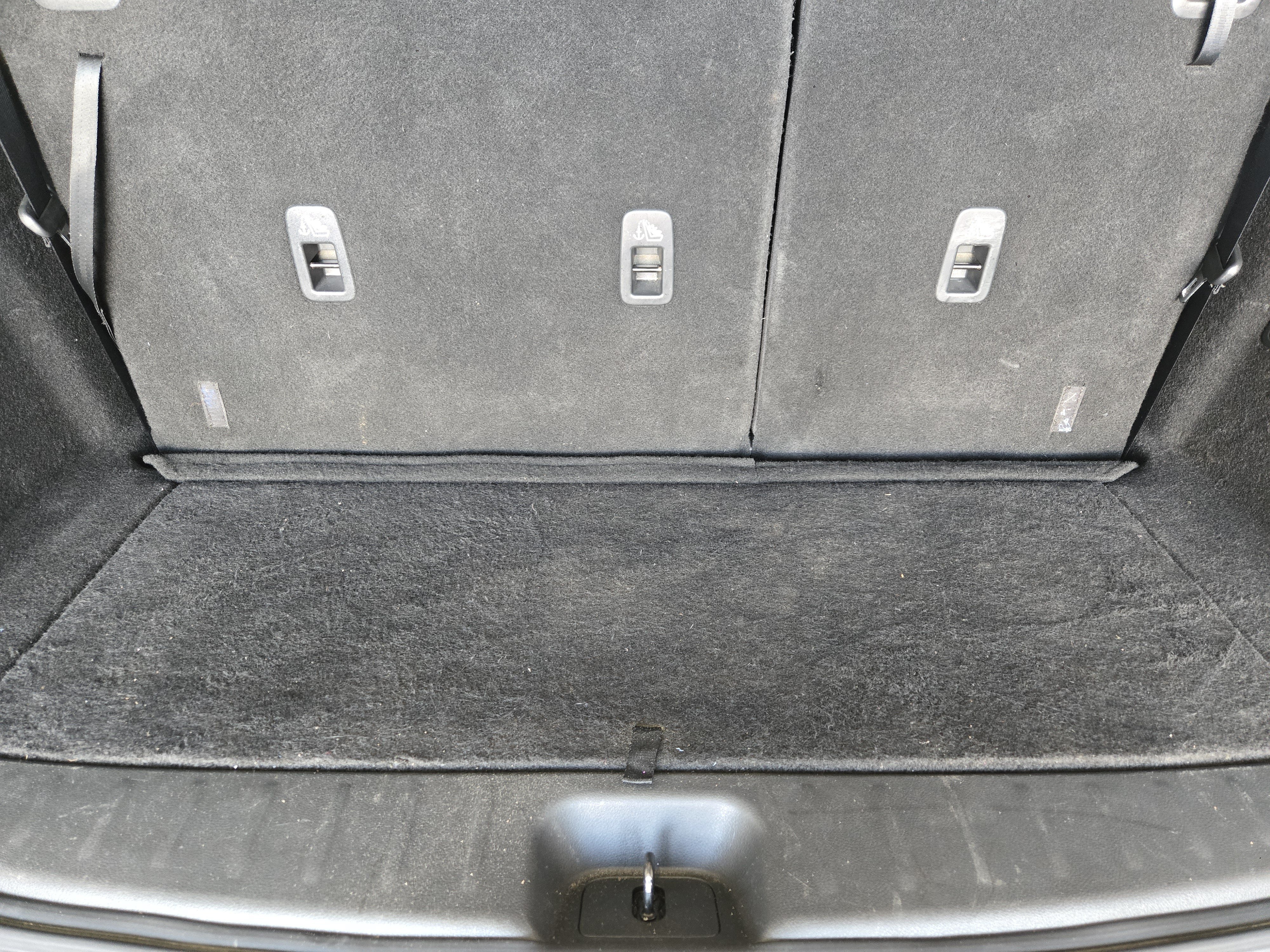 Used 2023 Nissan Pathfinder SV FWD image 35