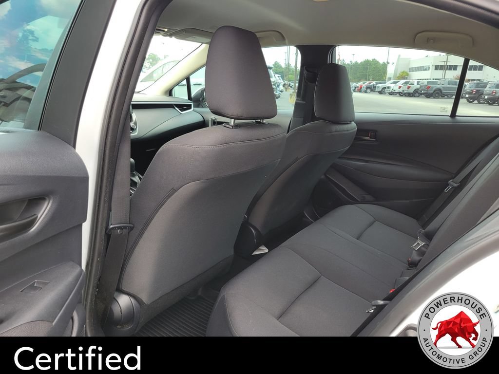 Used 2025 Toyota Corolla LE FWD image 14