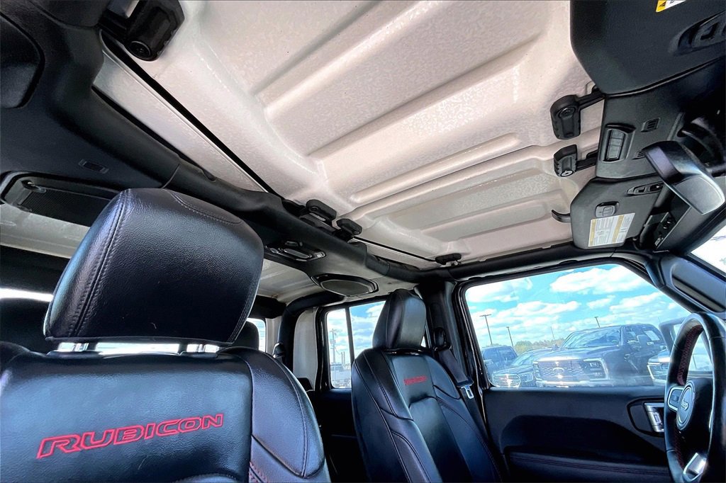 Used 2023 Jeep Gladiator Rubicon w/ Cold Weather Group image 28