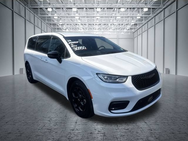 Used 2024 Chrysler Pacifica Limited FWD image 5