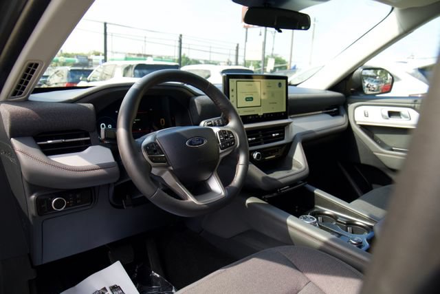 Certified 2025 Ford Explorer Active AWD/4WD image 12