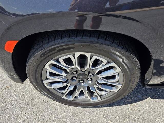 Used 2023 GMC Yukon Denali Ultimate AWD/4WD image 20